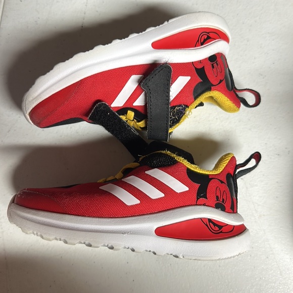 Mickey Mouse running shoes - Picture 4 of 9